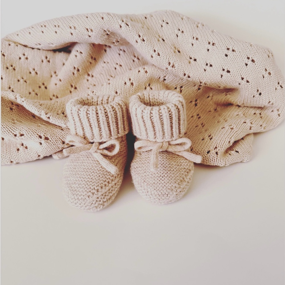Merino wool booties. 0-6 Months